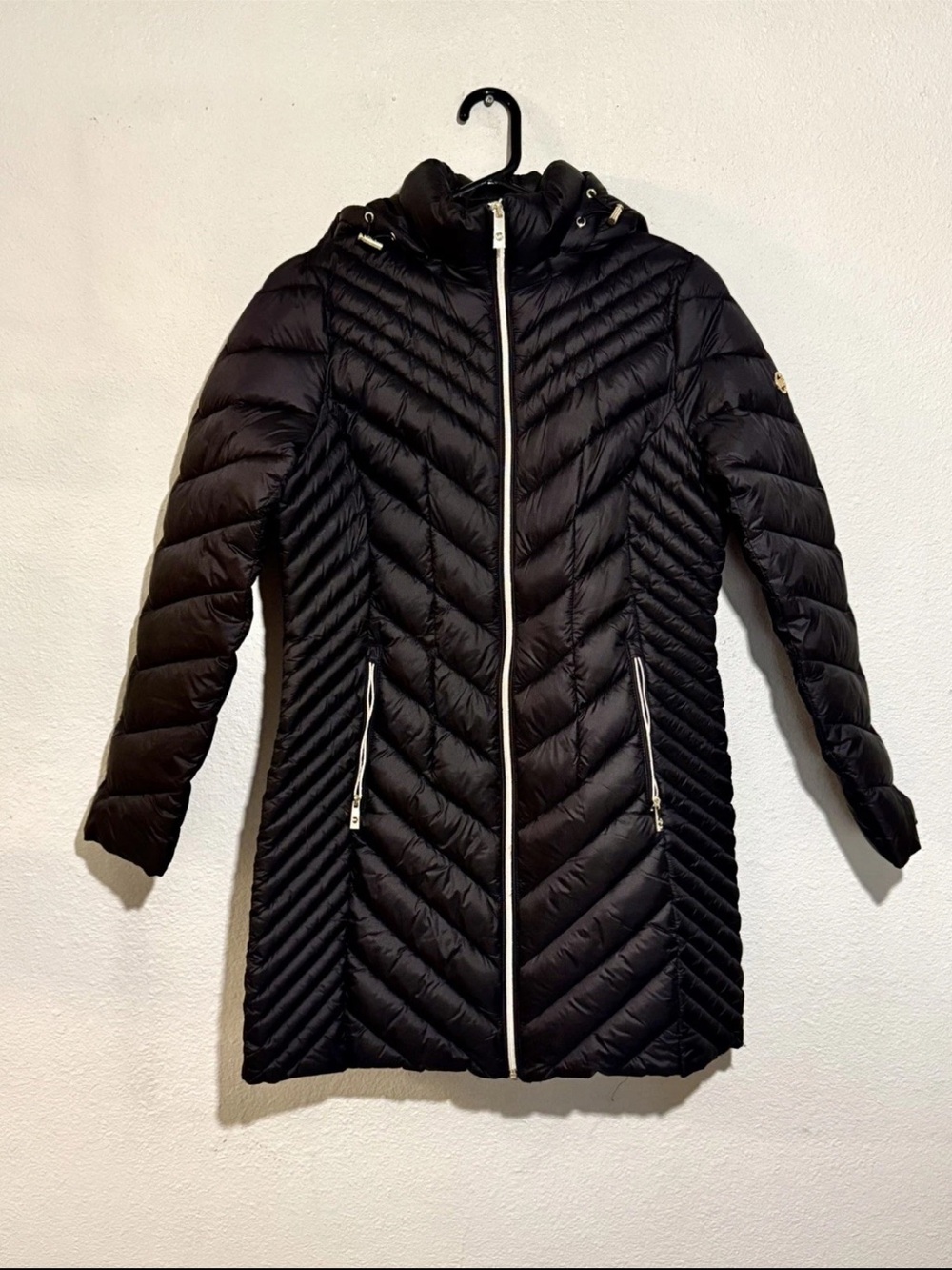 Michael Kors Women's Black Medium Length Hooded Down Puffer Coat Jacket Size XS